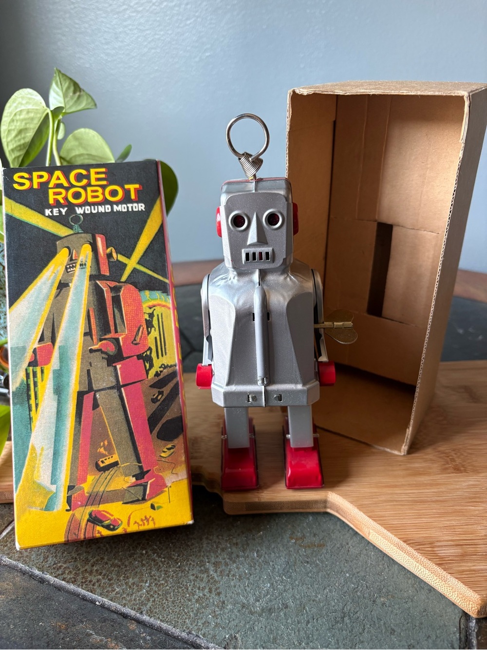 Vintage Space Robot Wind-Up Toy - Silver and Red
